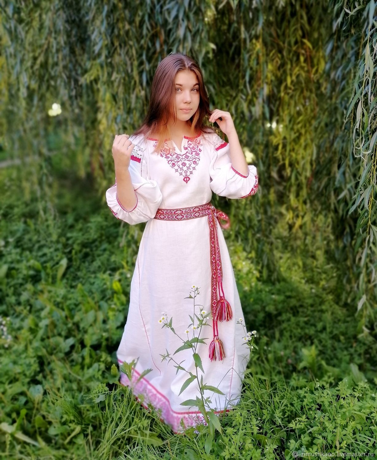 Girl Girls in Slavic costumes in Zhangye